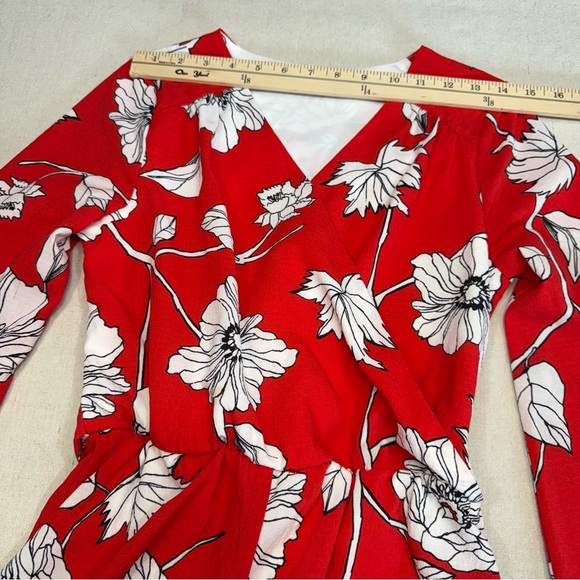 Copper Key Red & White Floral Romper - Size XS - Picture 7 of 16